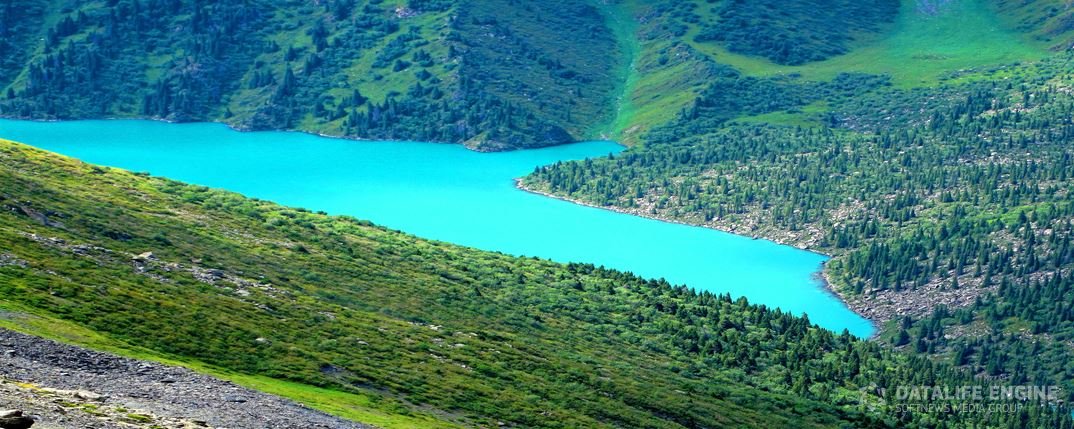 Zhassylkol lake